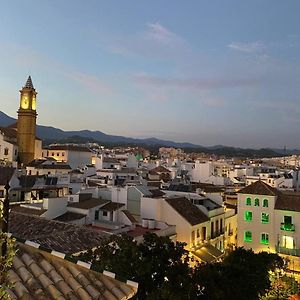 Estepona Seaview Apartment SELETUR